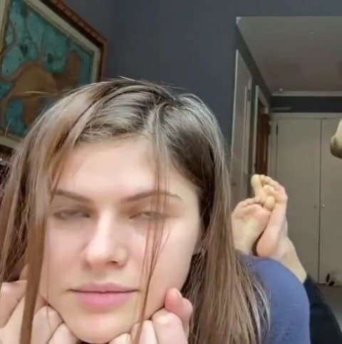 i swear Some feet were made for kissing ?????