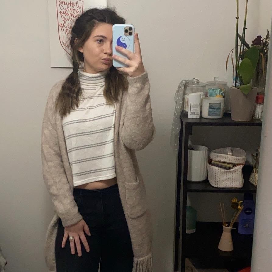 High school crush started an onlyfans sucking a mystery guys cock