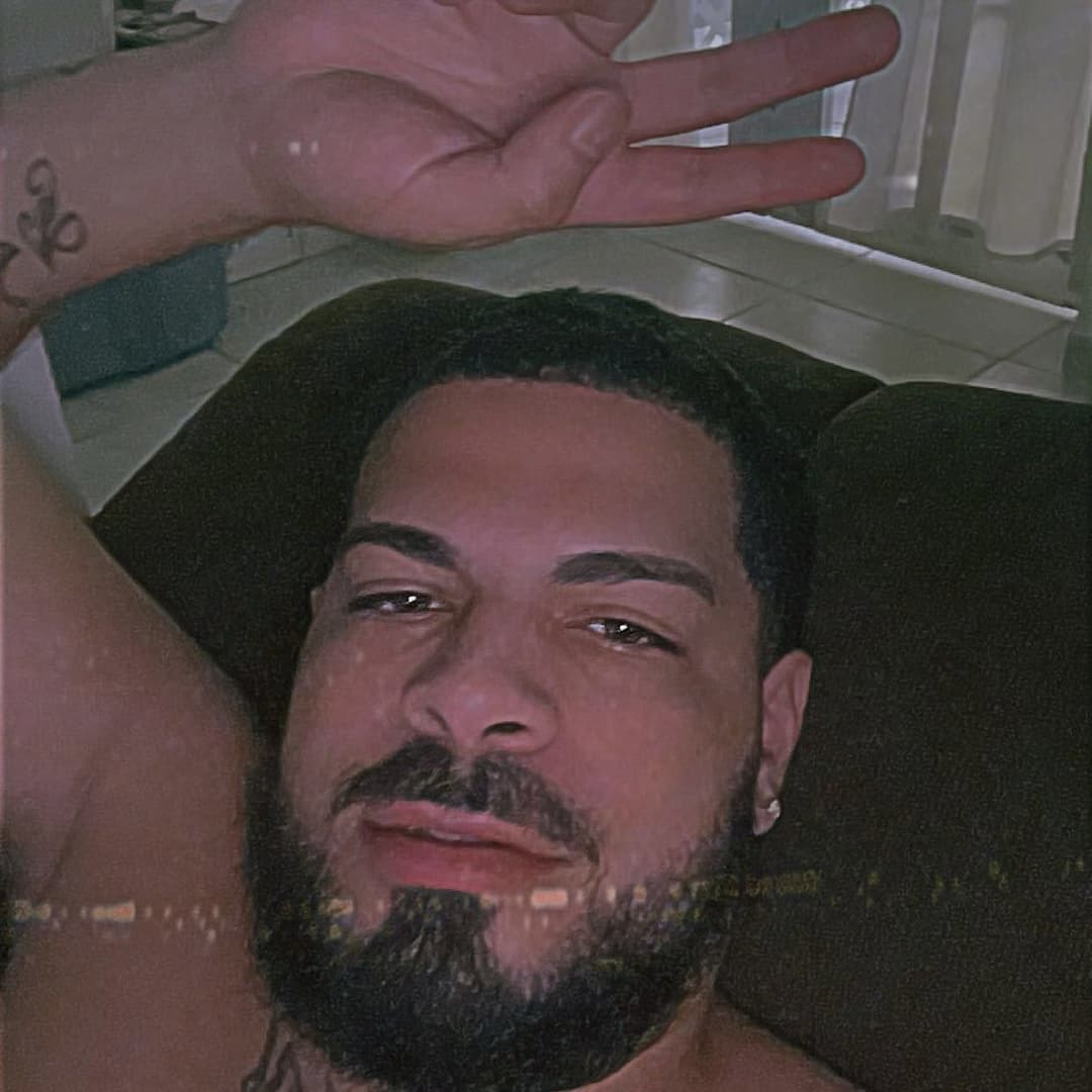 ADD ME ON SNAP !!! hung latino jerk off video calls