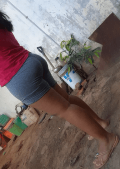 karla lorena heredia salinas espiada, no se da cuenta, amiga