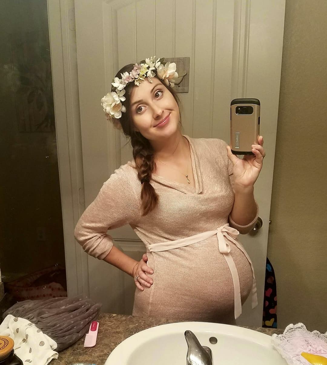 Click to view full size Stephanie’s new content slut nurse MILF cute sexy