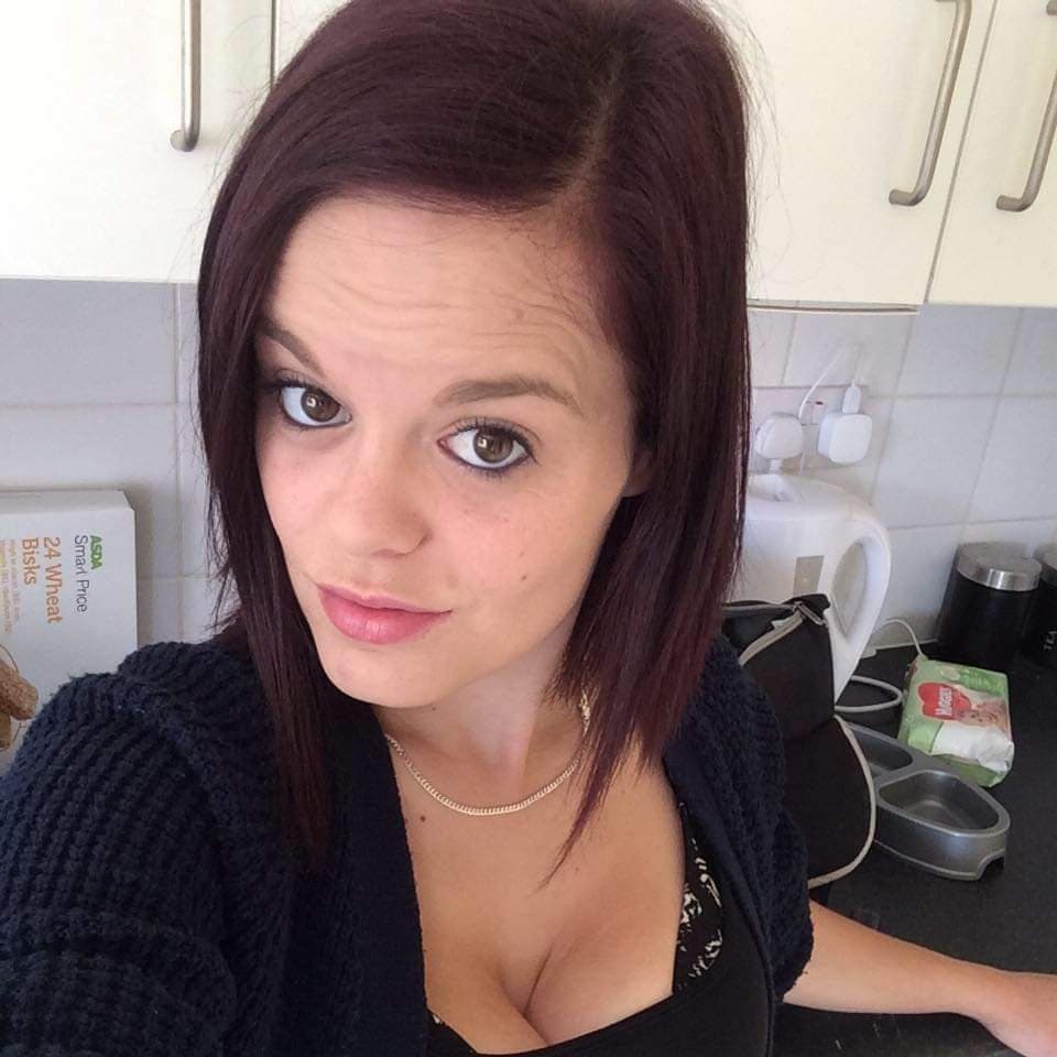 Huge tit cumslut fro. Bucks cheats behind her husbands back