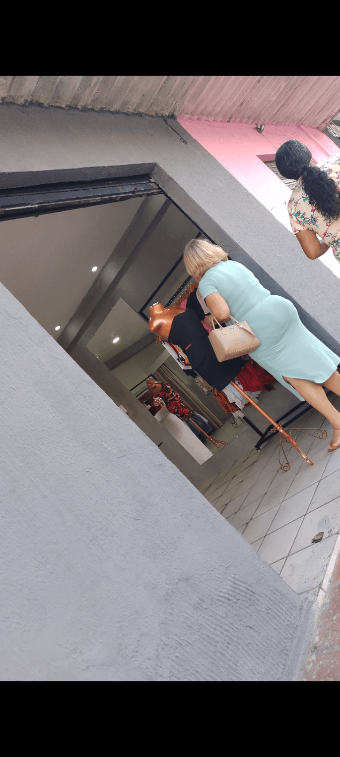 Crente do bundão cheio de celulite