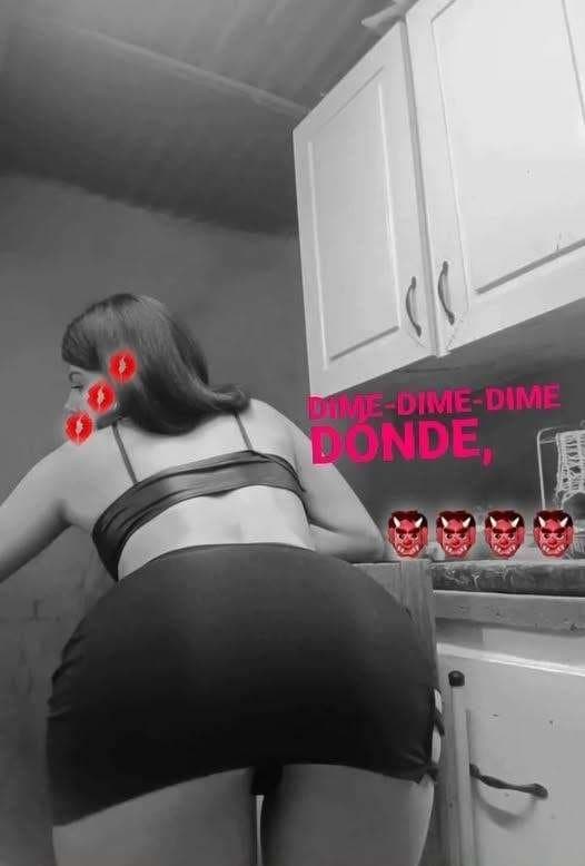 Quiere que le rompan el orto por primera vez .. se lo merece ?