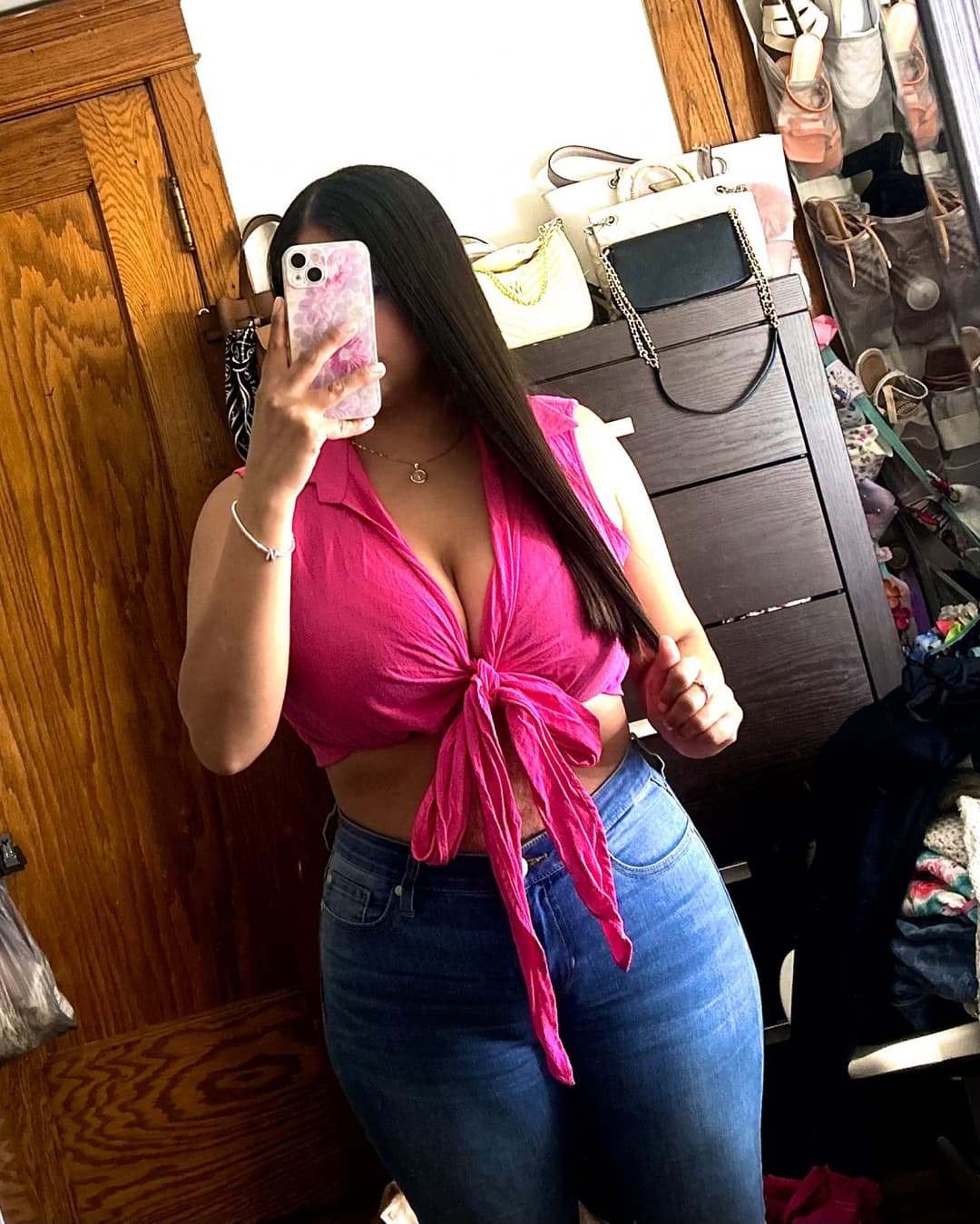 Thick small latina busty baddie gets horny 2 easy loves sucking dick & loves getting fucked