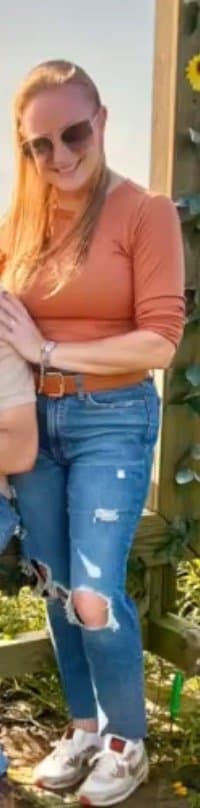 His dick is throbbing for his best friends mature wife Sarah