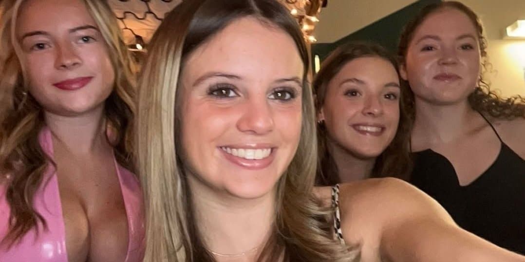 Who do you wanna shoot thick ropes of cum on