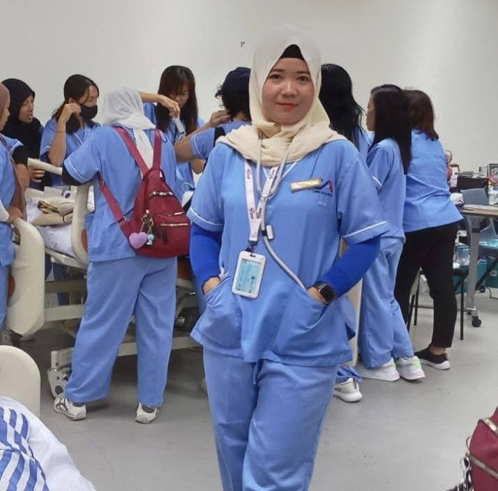 Horny indonesia milf FDW Lisnawati in Japan