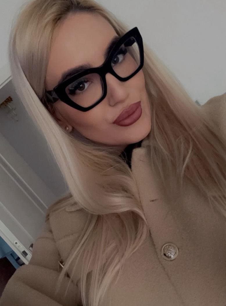 Click to view full size My hot math teacher <3