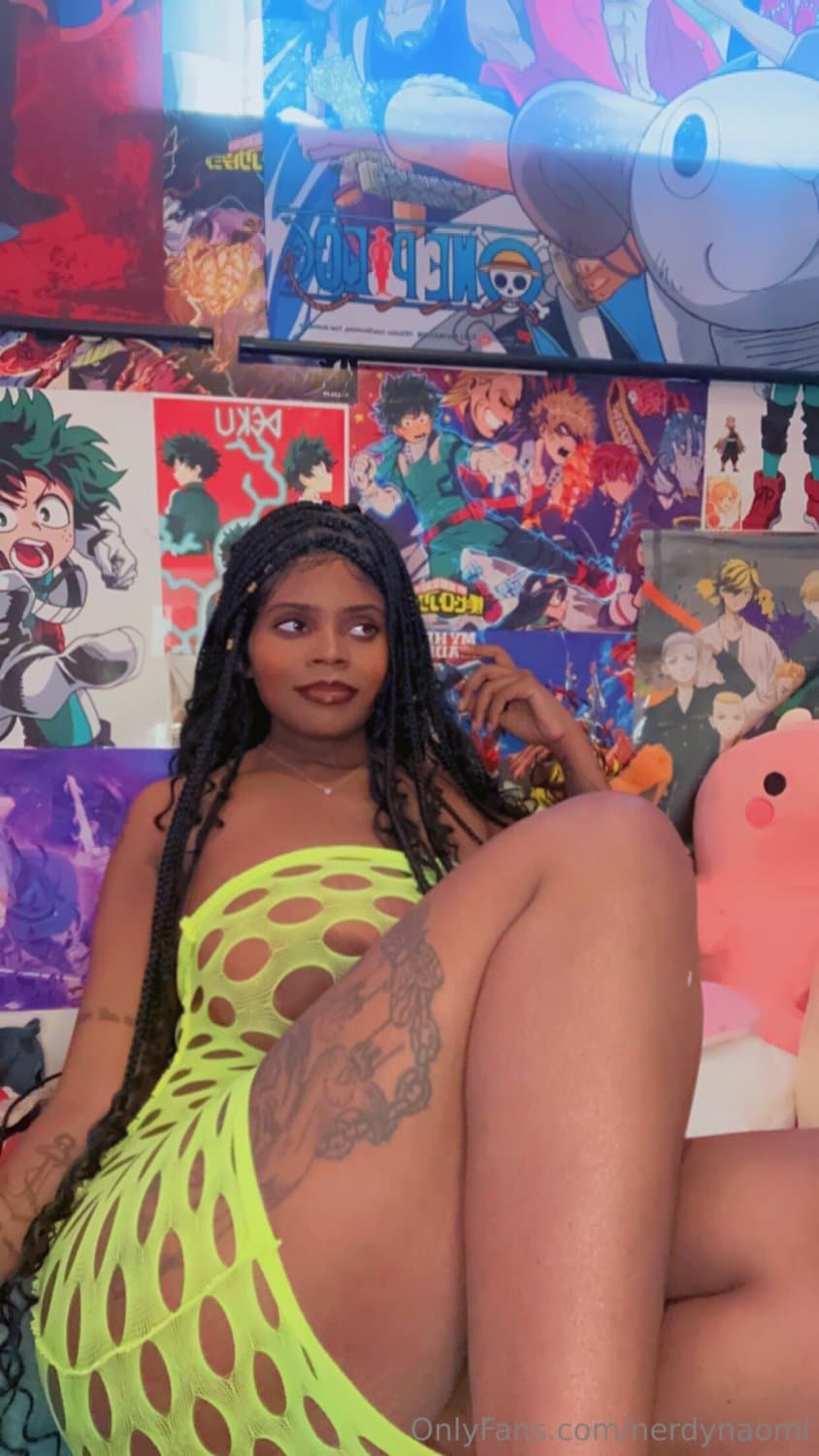 Naymimii aka Naomi aka Nay