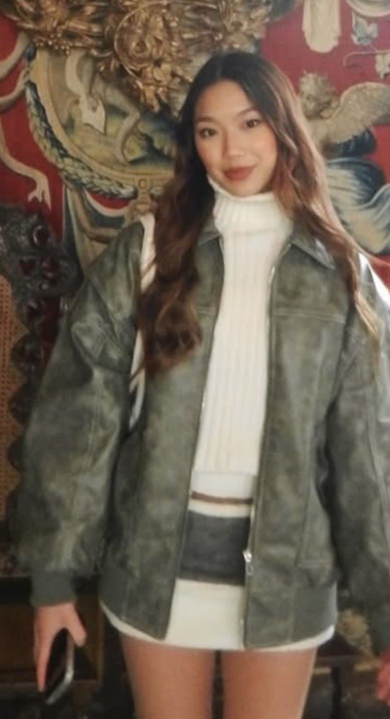 (A) Tiny Indonesian whore with slutty body, what a cum worth slut (Vina Sky lookalike)