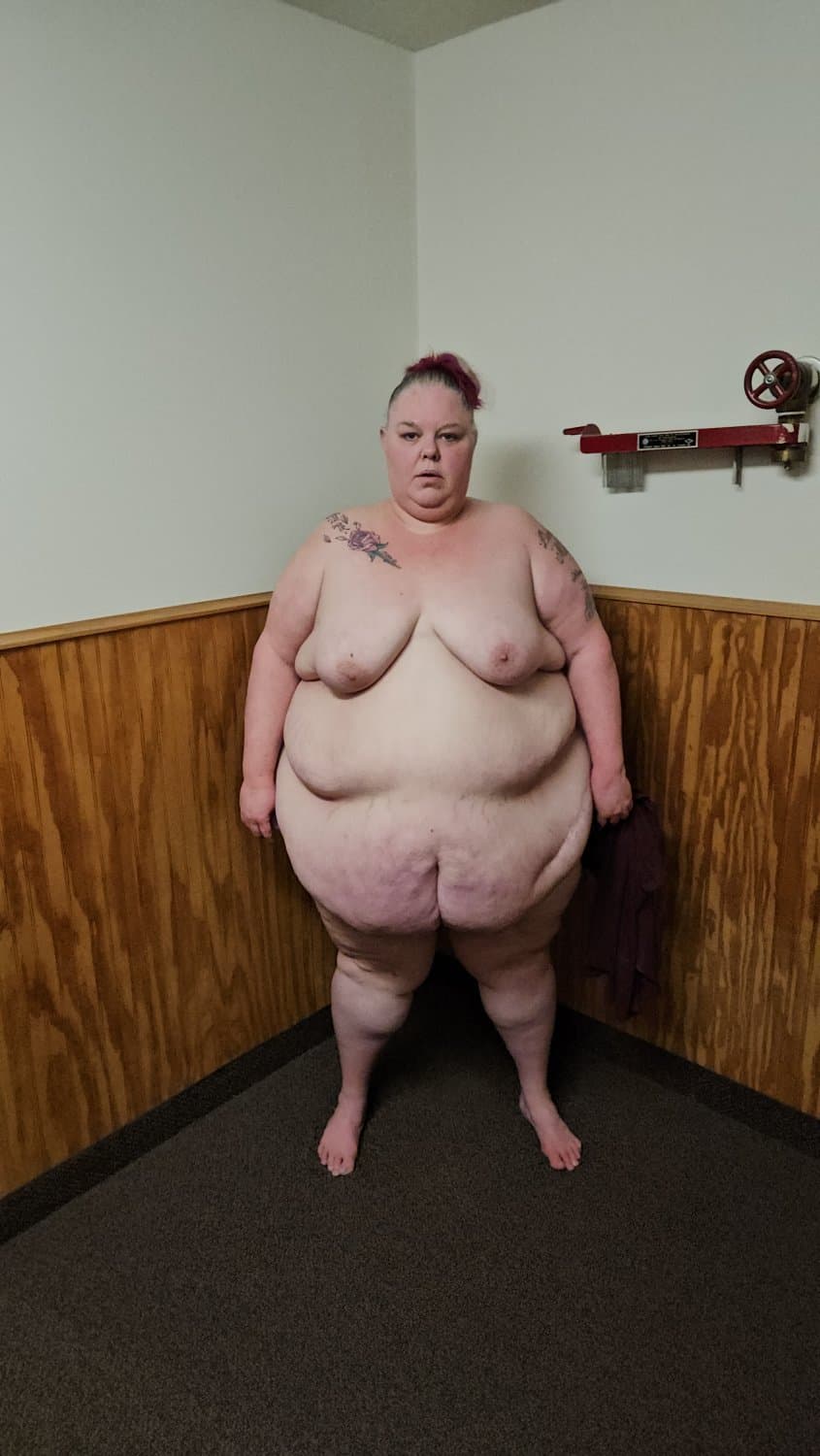 Nasty Public Fat Bitch Aprill Thompson is addicted to BBC