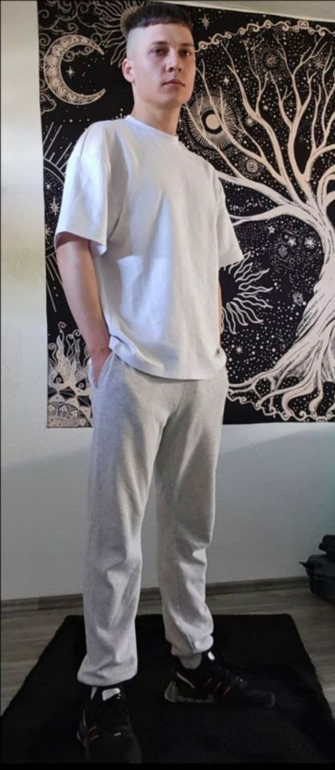 Julian(me) loves to smell stinky socks.