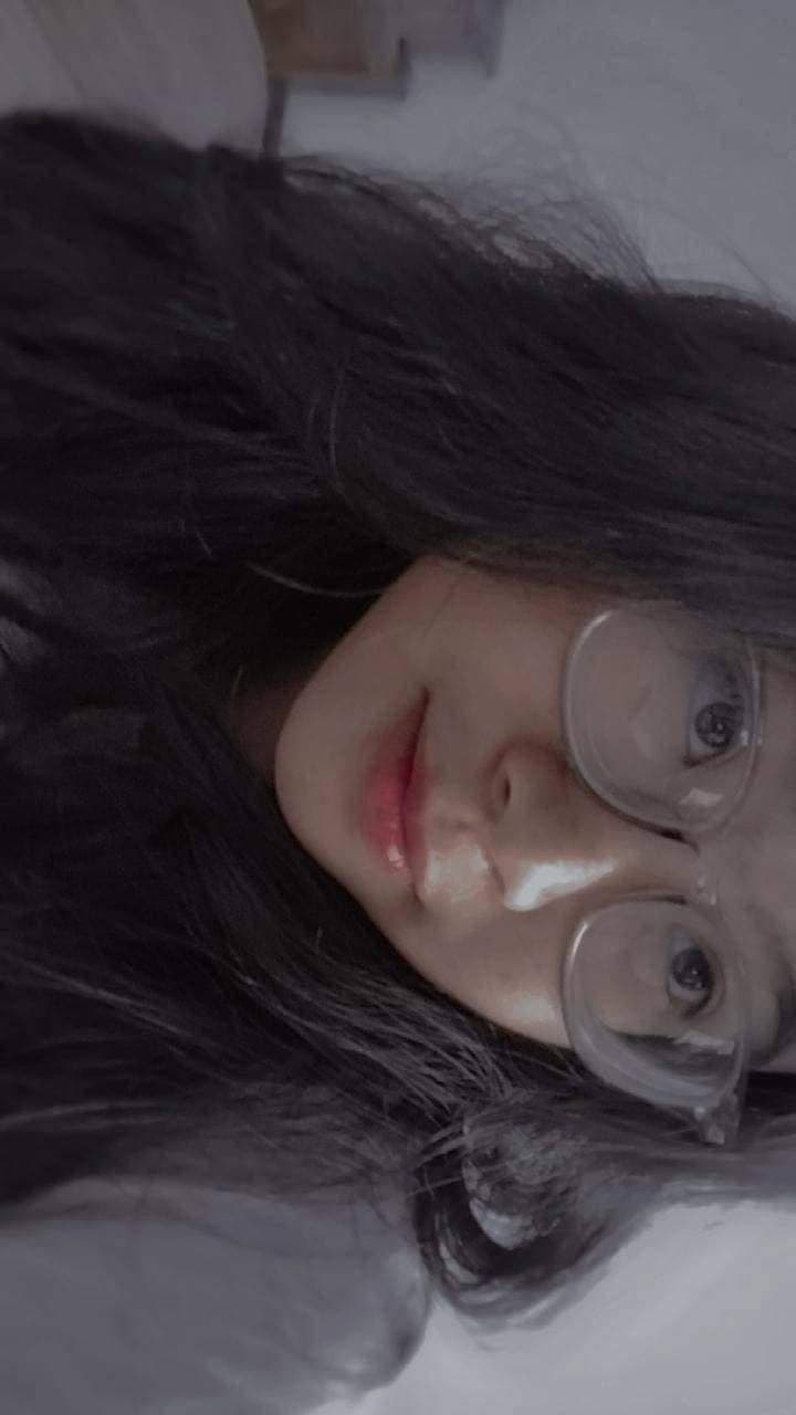 ai có info bé này thì cho tôi xin nhé! phùng quỳnh linh 2k8 ba vì