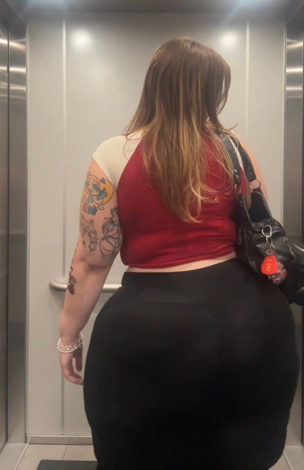 Click to view full size MASSIVE HUGE ASS SSBBW