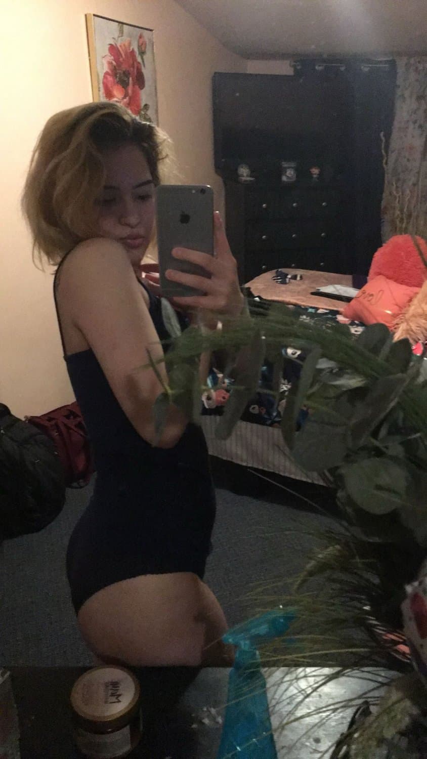 Pretty Titty Amateur Latina Lia