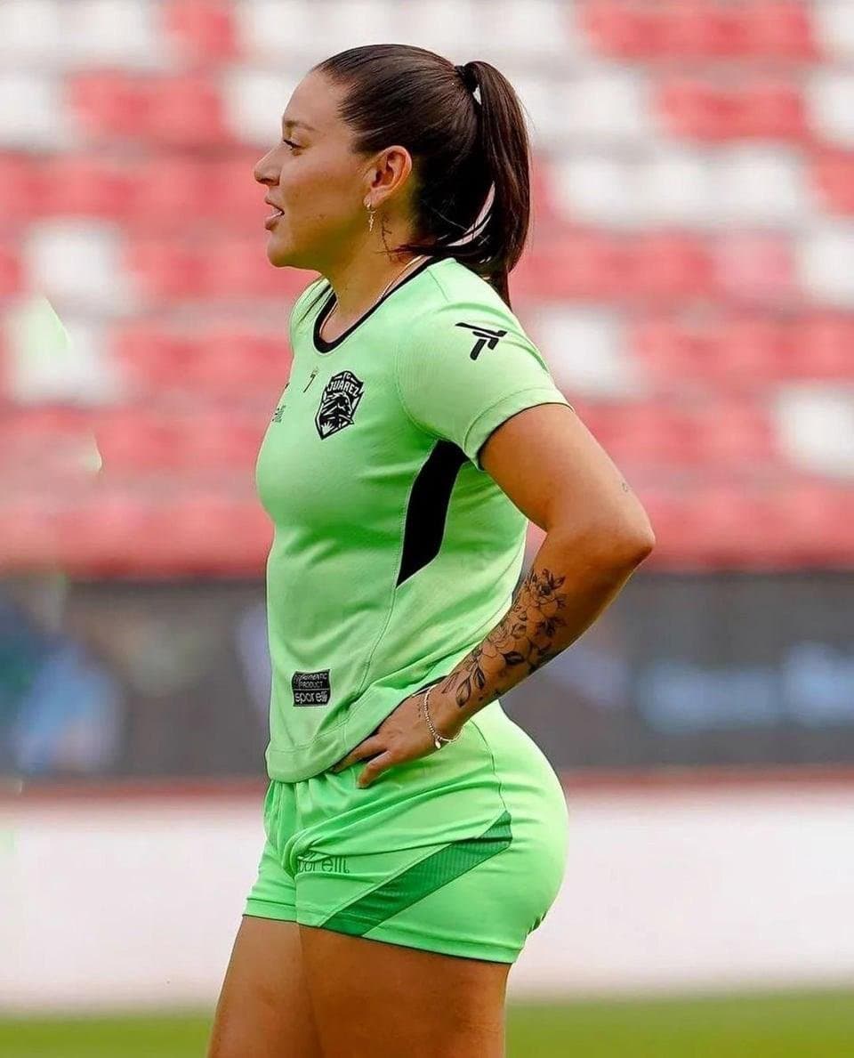 Norma Palafox liga mx femenil culona. big booty footballer soccer player. Culofox nalgonafox