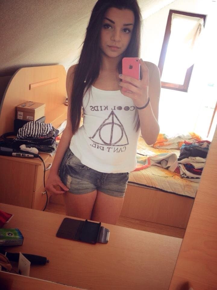 Albanian teen hottie Rina