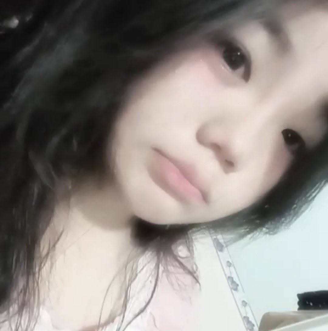 trời ơi tôi thèm tinh dịch, ai đó có thể cho tinh dịch vào miệng tôi được không?