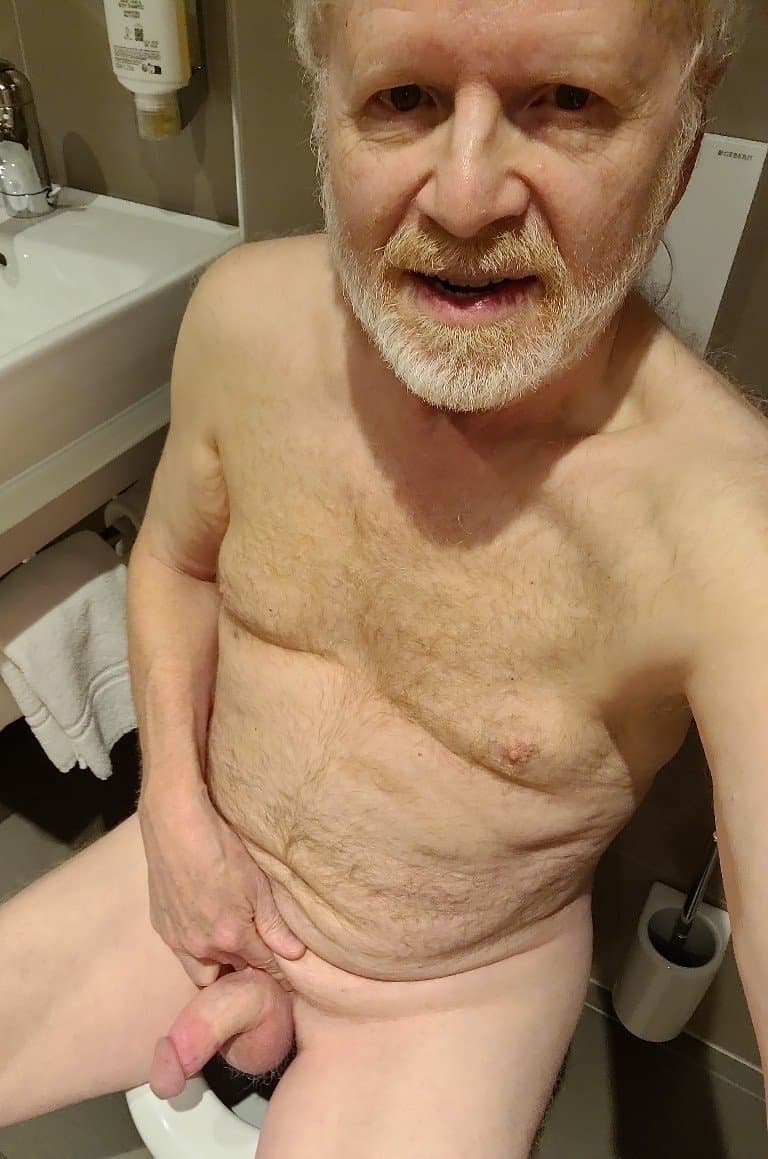 Itwasfungay HOMOSEXUAL.  Fuck me GAY!