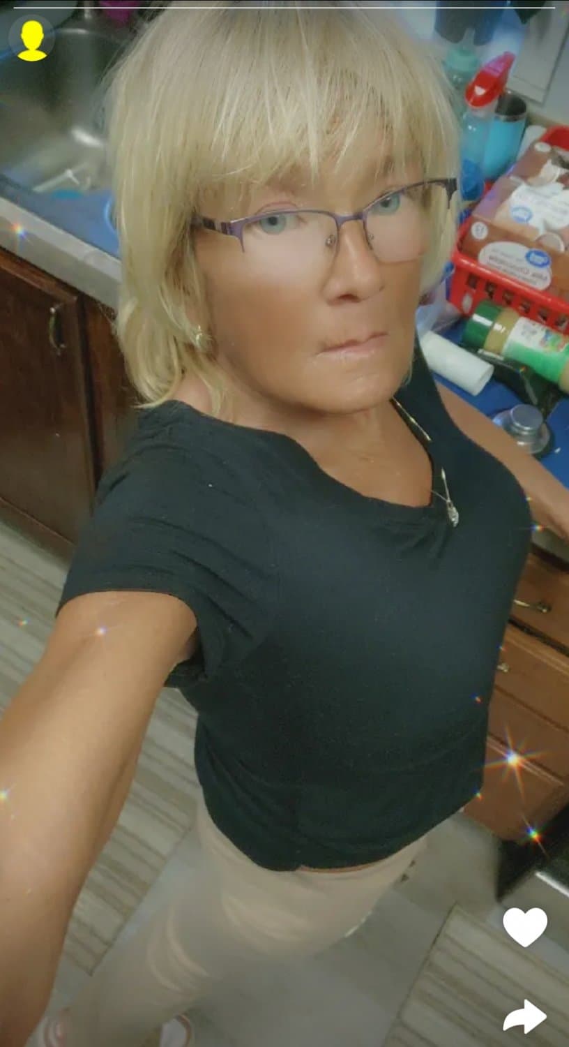 Snapchat granny craves young cock while being ignored by husband Absolutely slams pussy with machine