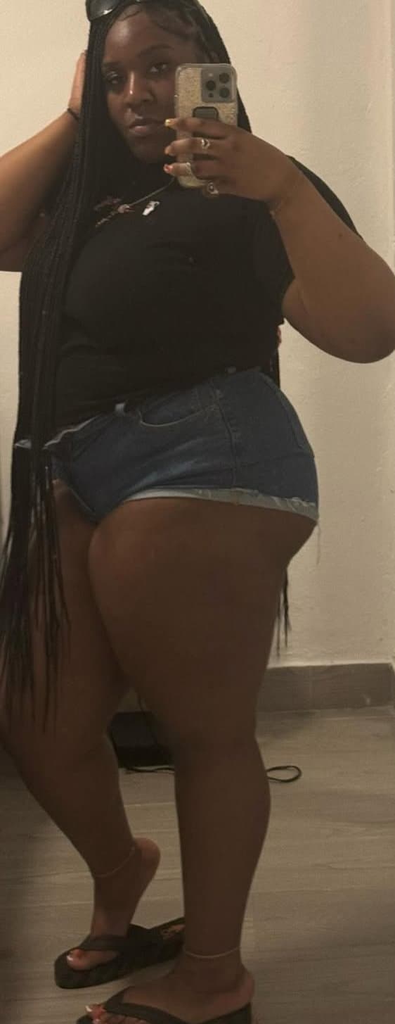 Young sexy thick slut Christina Tiara With a fat pussy North Carolina black thot ???? Fuck yeah