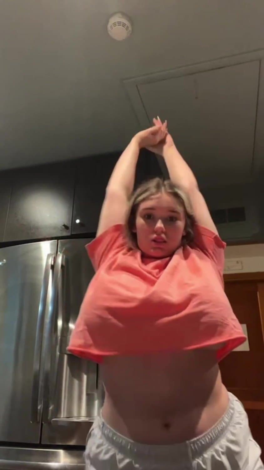 She’s my favorite curvy white chick