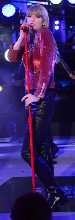 Taylor Swift New Years Eve 2012
