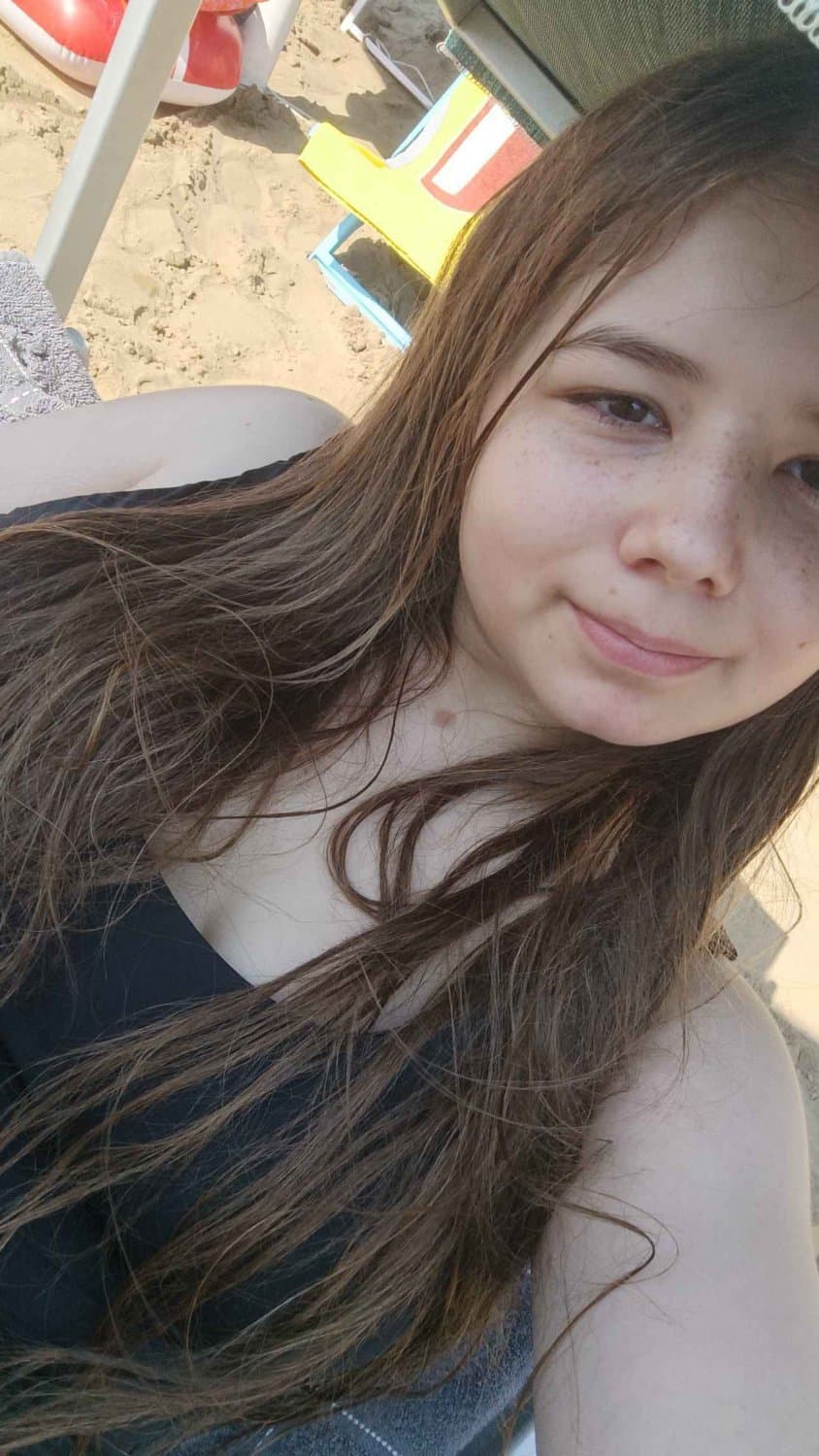 Vazou a gordinha peituda e bucetuda mandando nudes