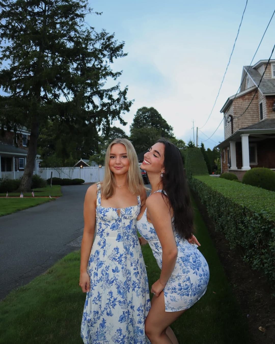 Click to view full size College Crush Lisa Sandson (@lisa.sandson). Comment your favorite pics.