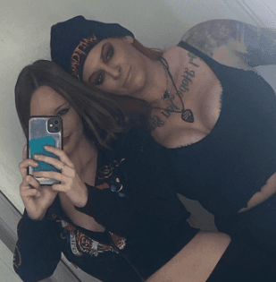 Single Mom Jennifer Has Huge Tits, Loves Metal Music, and Has A Hot 18 Year Old Daughter