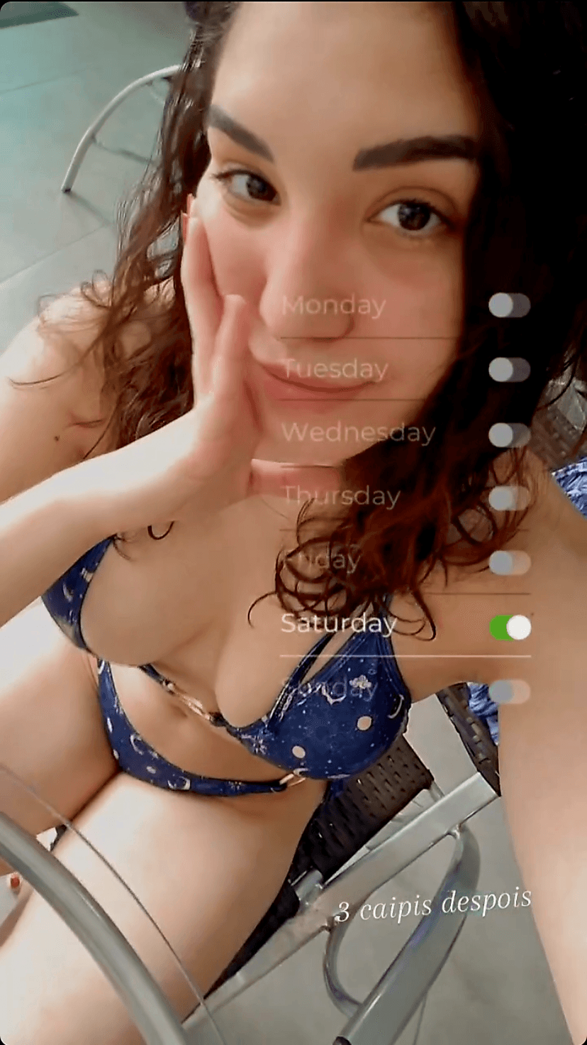 Paraguayan latina model and pole dancer adri_ozuna