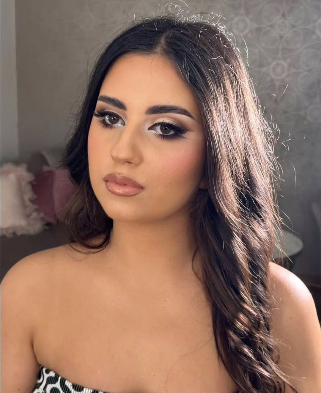 Young college slut need big dick. Very young hot whore.