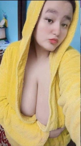 Arabian milf hijab ? ??