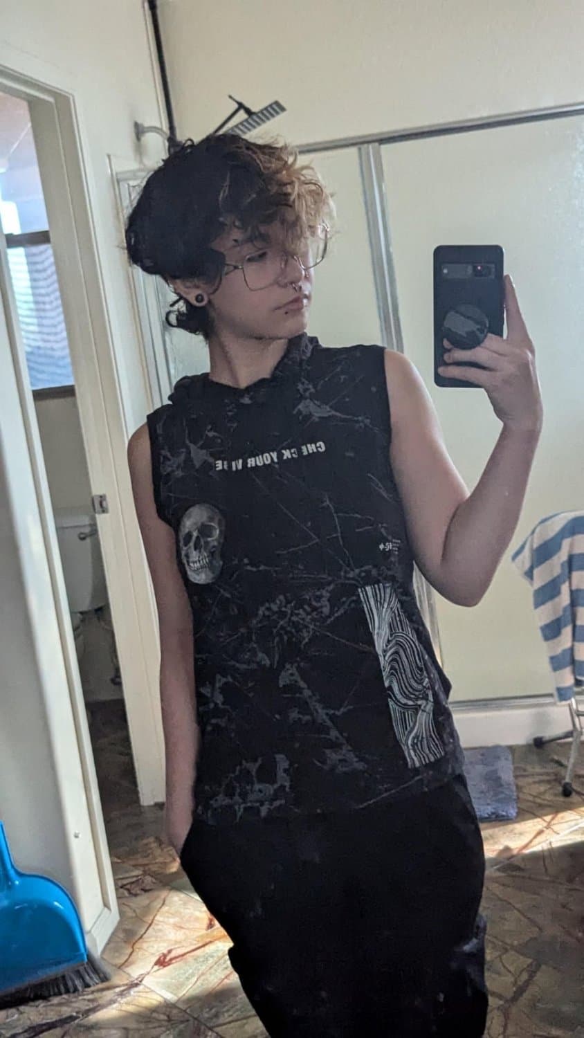 Tomboy short Hair Dyke stud Ren