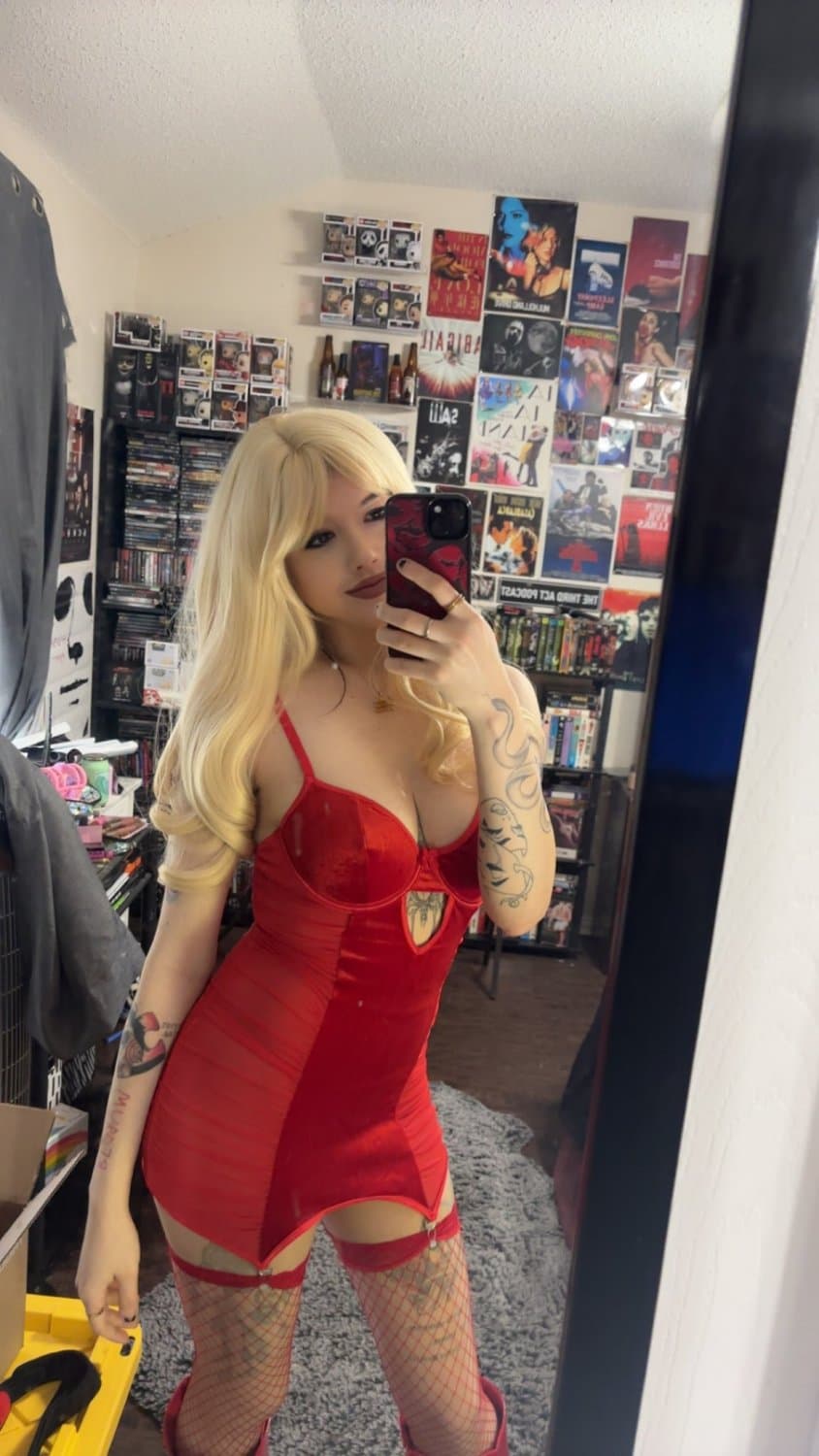 "Lil Baja" is a lil stuck up bitch that would make for perfect breeding material.???