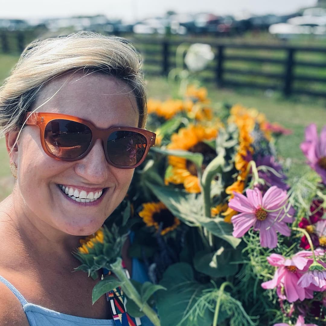 Southern slutty teen goes to spring break and ends up masturbating for Girls Gone Wild