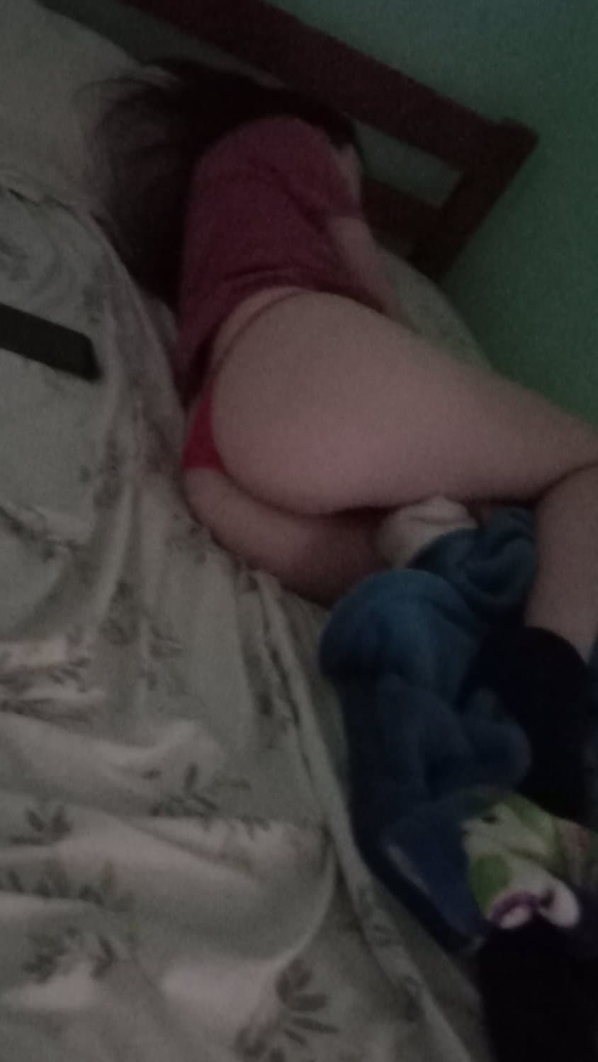 Que hermoso culo tiene que mi hermana dios es grande y perfecto