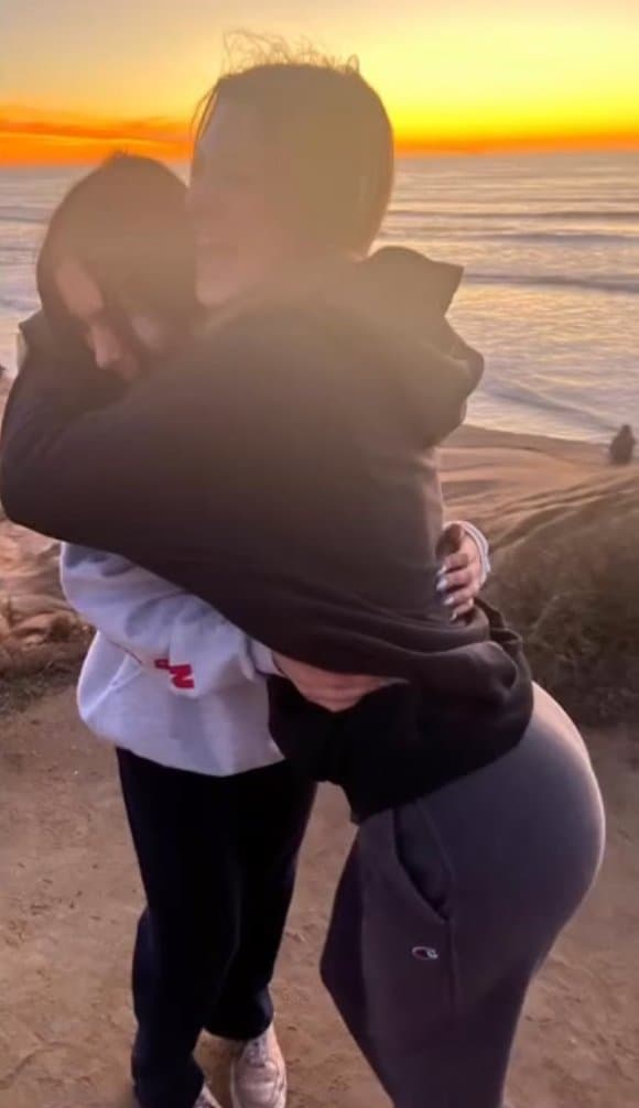 Lauryn San Diego Snowbunny (If you know her or have more hmu)