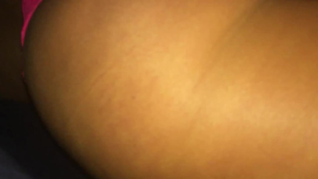 Spying on sister. Message me to cumtrib better pics of her.