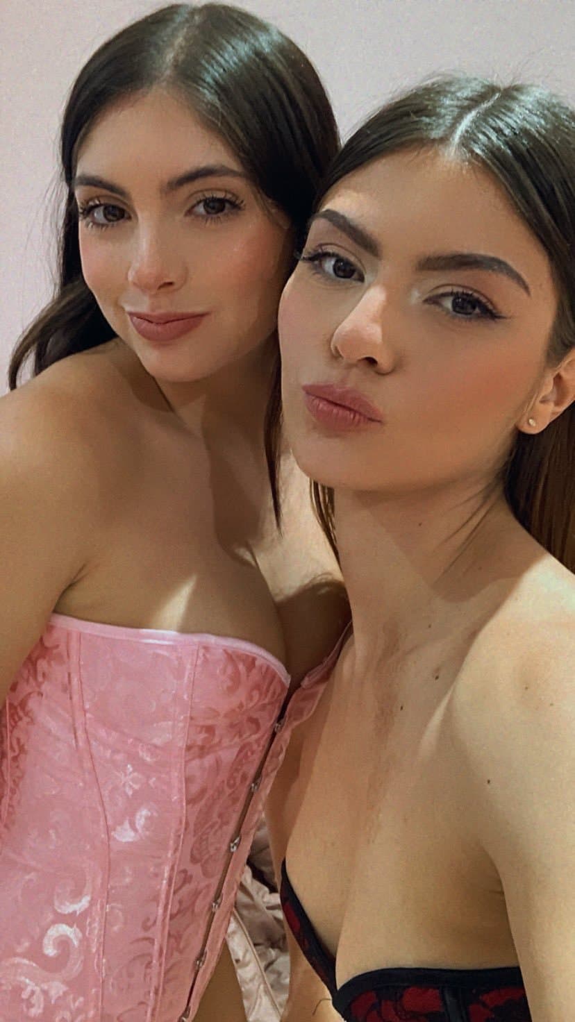 Supermodel goddess drinks sperm from 100 men