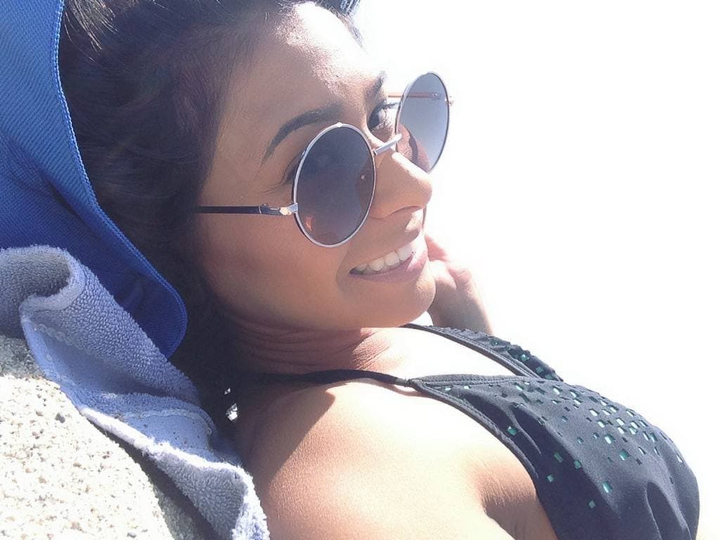 Aimee loves to dress as a naughty schoolgirl