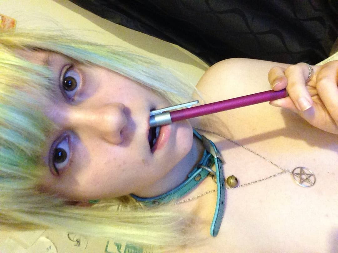 Emily scuderi aka twixie scuderi aka twixiepuppy old nude pics part 2