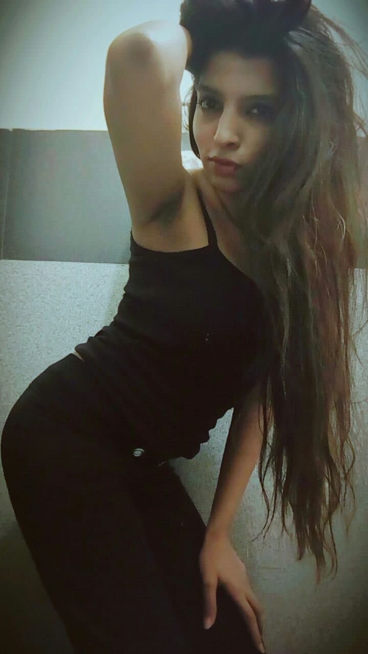 Desi hourglass figure girl stripping