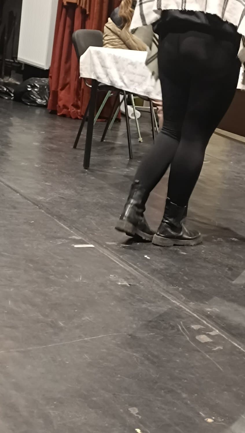 someone needs to dick down this stupid hungarian whore (if u do a cum or cock trib DM me)