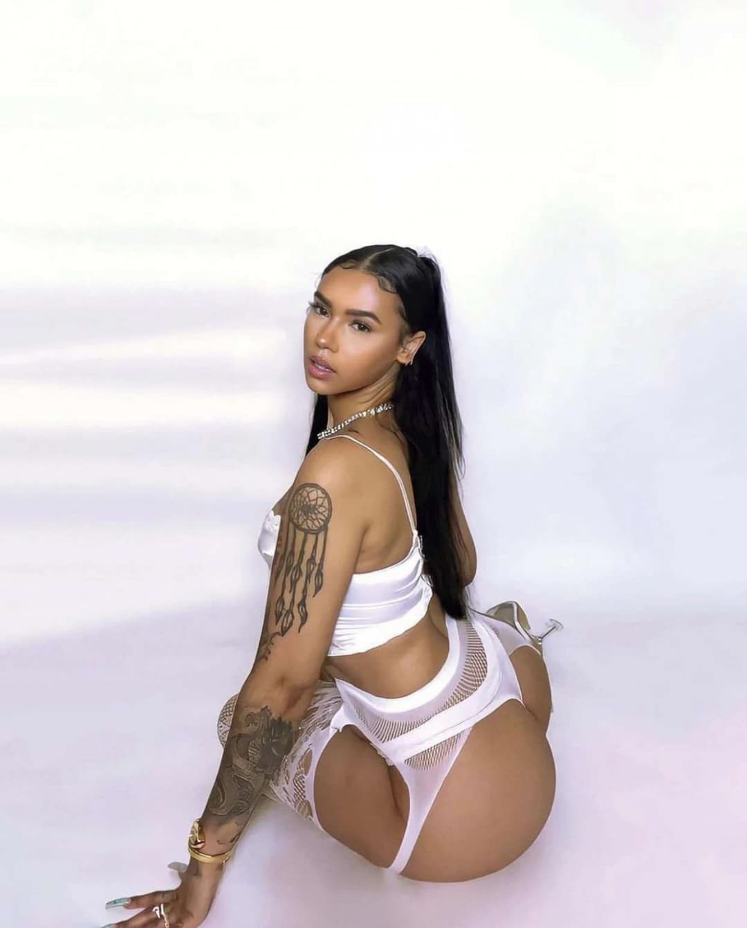 I love xIndyaMarie so much ? I would love to have her!