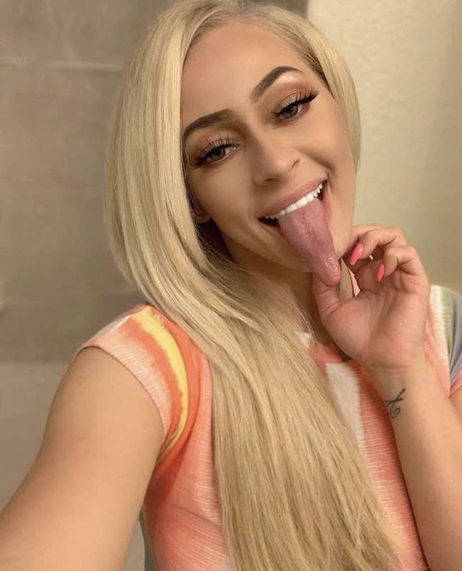 Long Tongue Thick lil Snowbunny pt1