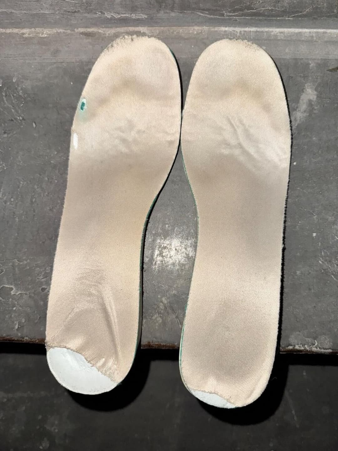 Click to view full size Asian shoes / feet / socks & cum