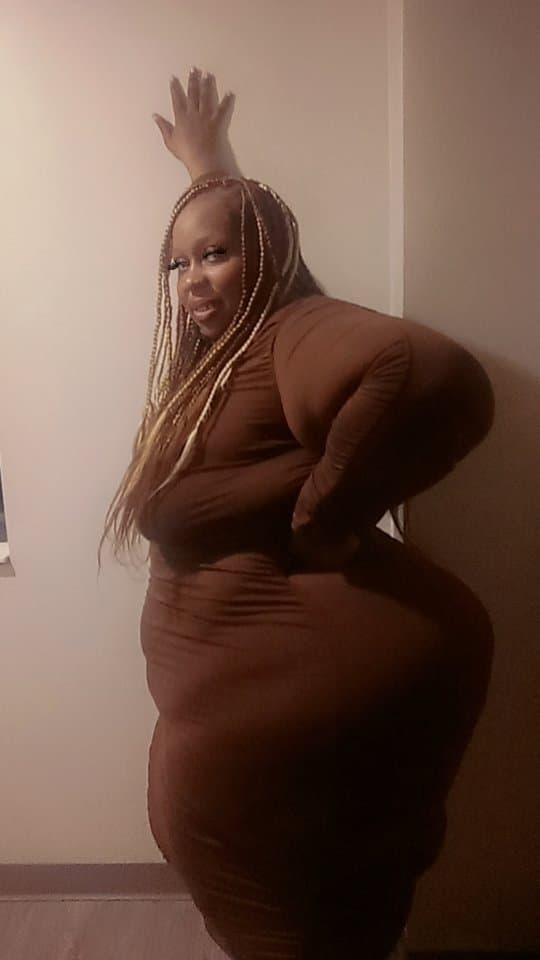 Super Sized Asses Need Dick too