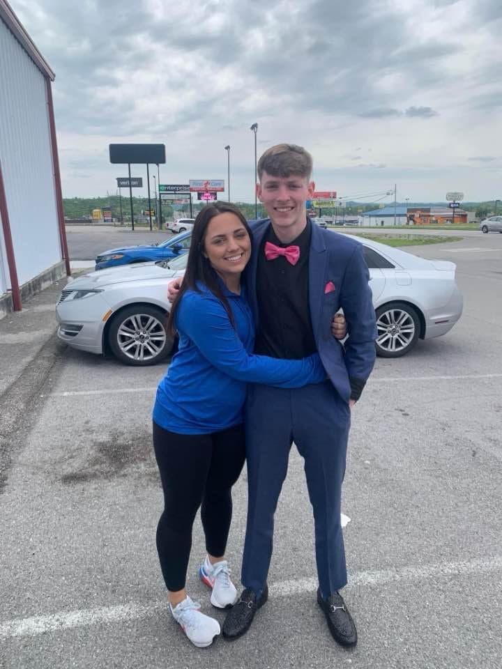 Jeana, dumb whore. New number, call her/text her now blow her phone up (606) 385-5503